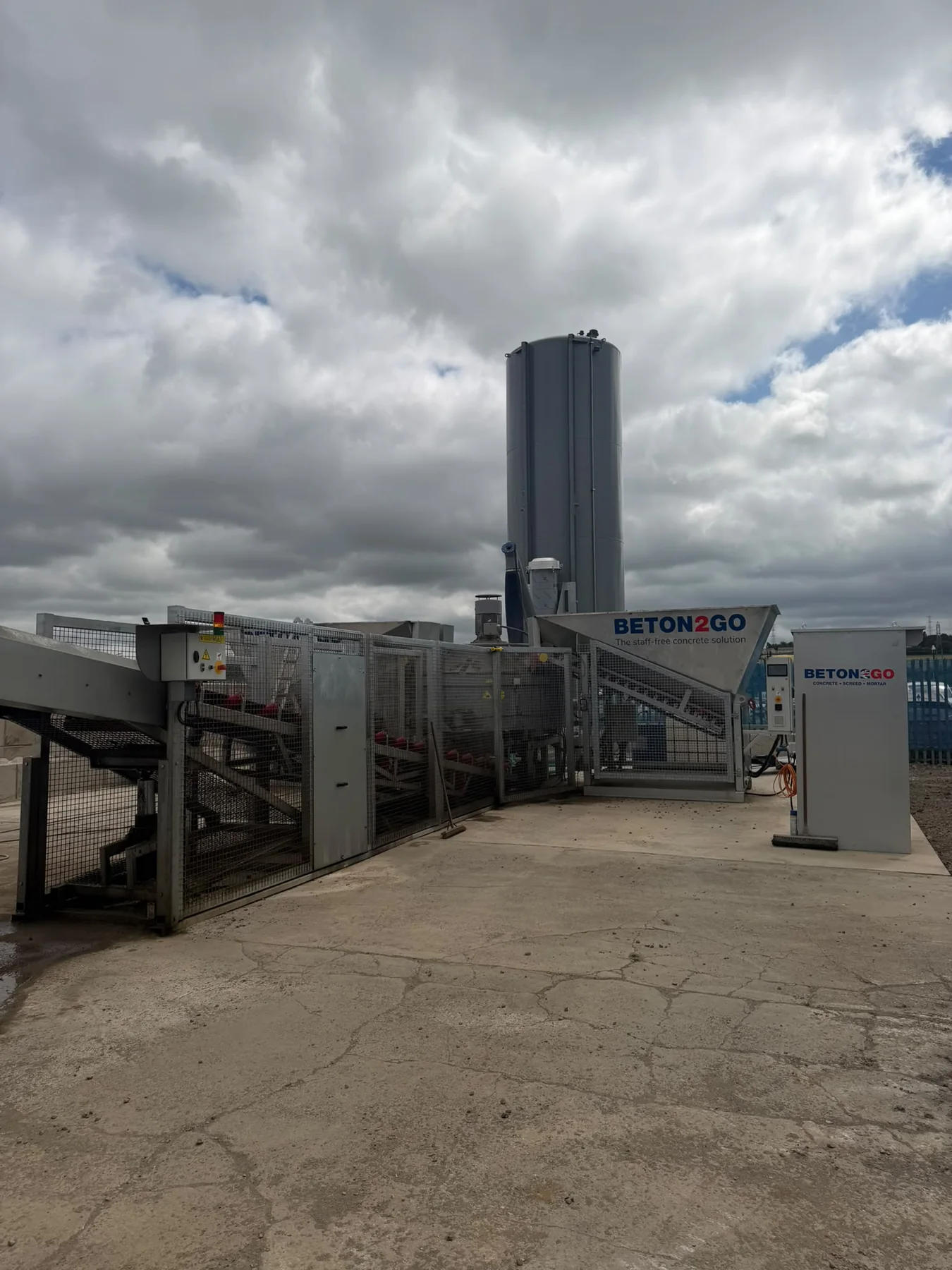 Completed Paton Mix plant ready for drive-through concrete collection
